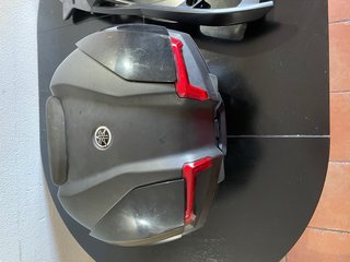 Cofre Yamaha y Soporte Moto original