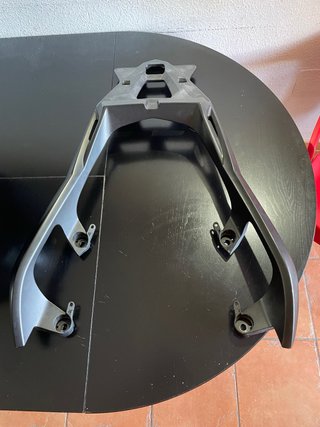 Cofre Yamaha y Soporte Moto original