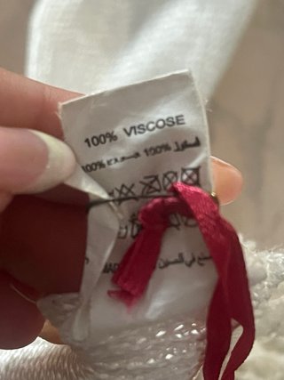 Foulard elegante bianco in viscosa con frange