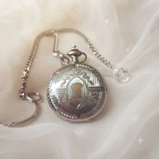 Bonito Reloj de Bolsillo Vintage plateado