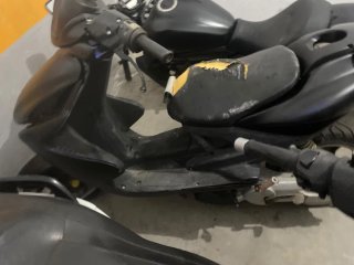 Yamaha Aerox 100 Scooter Negro