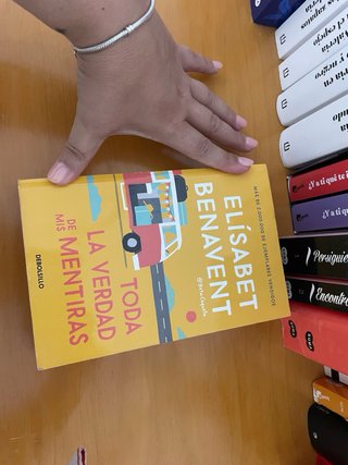 Libro de bolsillo toda la verdad de mis mentiras