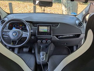 RENAULT zoe
