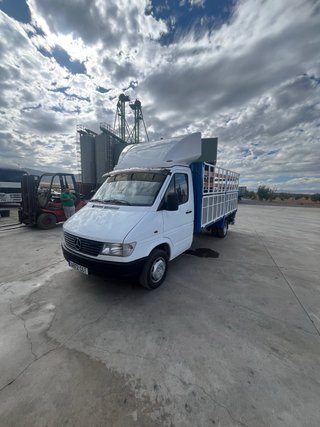 Mercedes-Benz eSprinter 1999