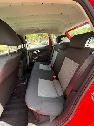 Volkswagen Polo 1.4 85cv Gasolina