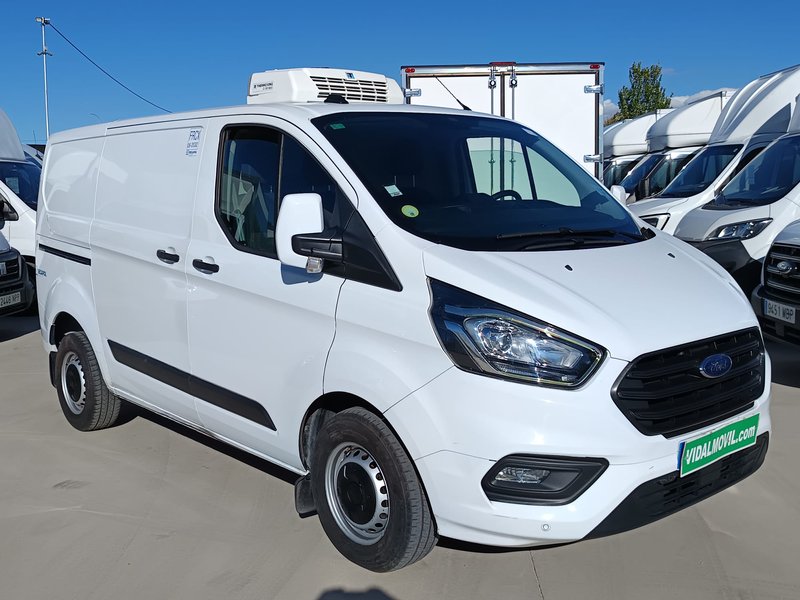 Ford Transit Custom 2022, foto 2