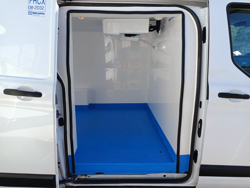 Ford Transit Custom 2022, foto 13