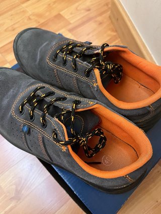Zapatos de seguridad CHINTEX grises y naranjas