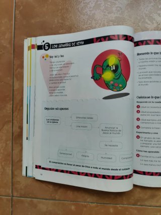 Libro de religión 4 de primaria