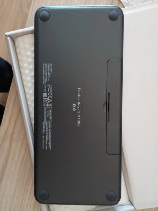 Teclado Logitech Pebble Keys 2 K380S
