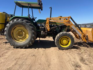 Tractor John Deere 3150 Doble Tracción