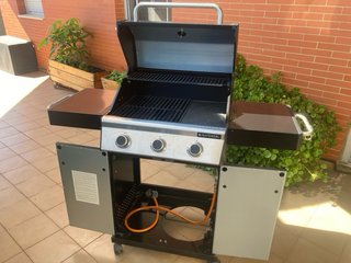 Barbacoa Gas Naterial Negra y Plateada