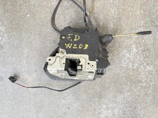 FECHADURA PORTA FRENTE DIREITA MERCEDES W203