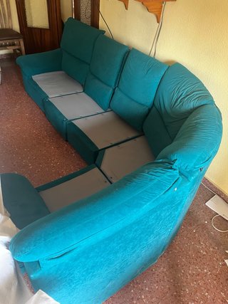 Sofá modular gris y verde