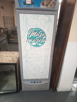 Congelador expositor tartas y helados