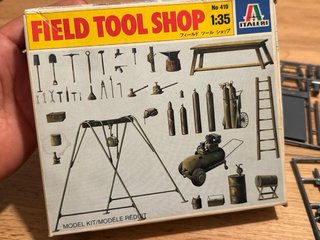 Maqueta Plástico Field Tool Shop 1:35