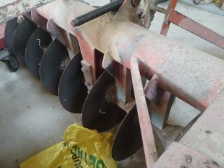 Grada de discos agrícola