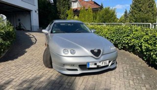 Alfa Romeo GTV 2000