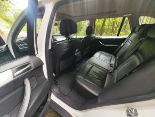BMW X5 2011