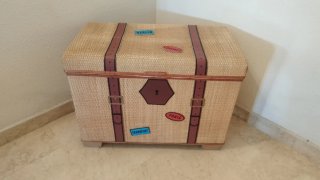 Cajonera mesita noche ratán