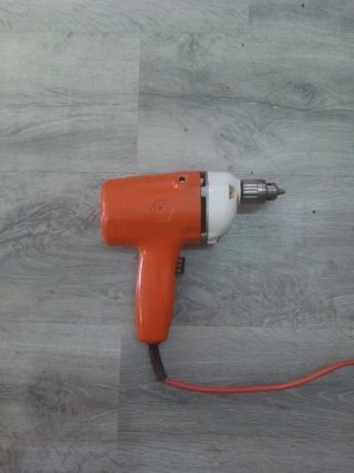 Taladro Black & Decker Antiguo