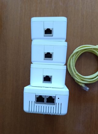 Lote 4 Devolo WiFi 1200+ PLC