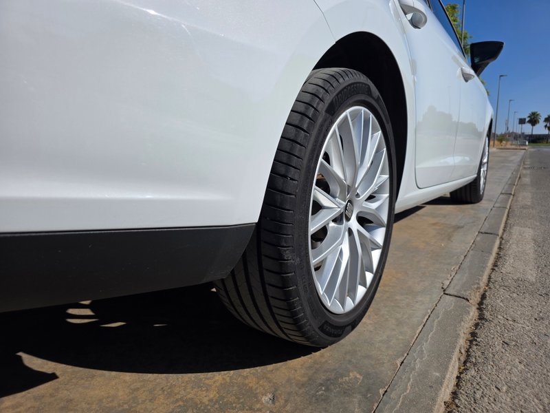 SEAT León 2.0 TDI CR S&S Style 2014, foto 15