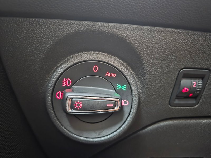 SEAT León 2.0 TDI CR S&S Style 2014, foto 22