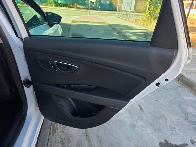 SEAT León 2.0 TDI CR S&S Style 2014, foto 34