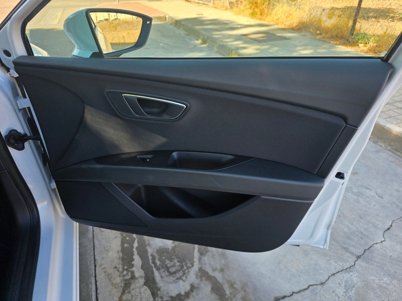 SEAT León 2.0 TDI CR S&S Style 2014, foto 32