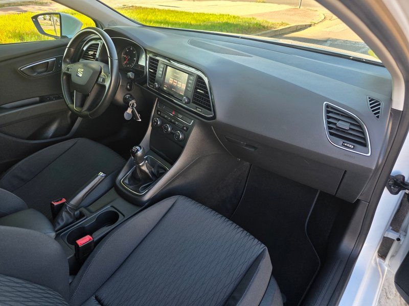 SEAT León 2.0 TDI CR S&S Style 2014, foto 28