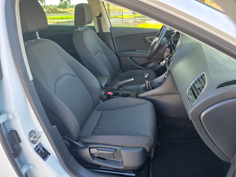 SEAT León 2.0 TDI CR S&S Style 2014, foto 33