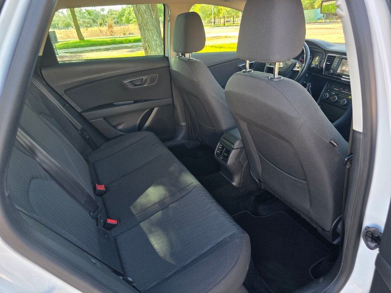 SEAT León 2.0 TDI CR S&S Style 2014, foto 36