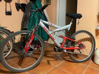 Bicicleta de Montaña Doble Suspensión