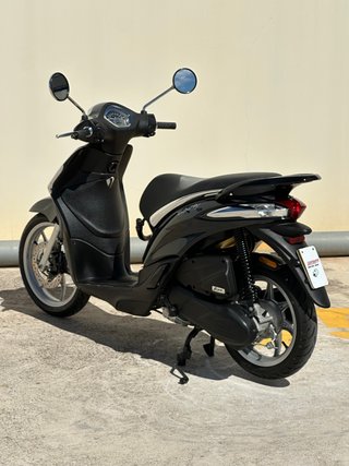 Piaggio Liberty 50 4T Negra 2024 Ciclomotor