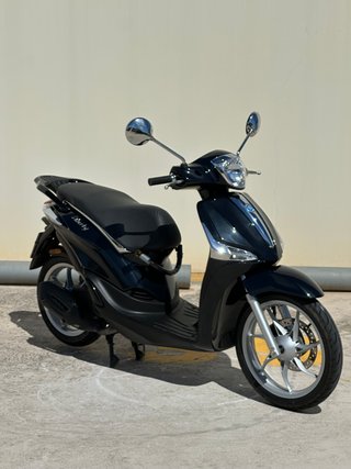 Piaggio Liberty 50 4T Negra 2024 Ciclomotor