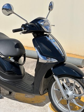 Piaggio Liberty 50 4T Negra 2024 Ciclomotor
