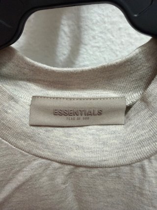 Camiseta Essentials Fear of God