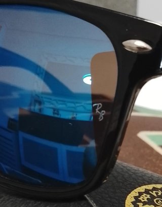 Gafas de sol Ray-Ban Wayfarer negras y azules