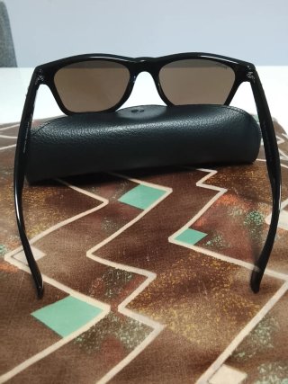 Gafas de sol Ray-Ban Wayfarer negras y azules