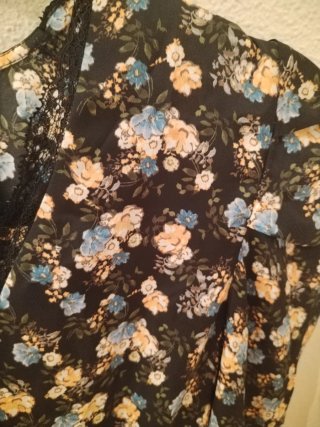 Vestido floral Mango Talla XS