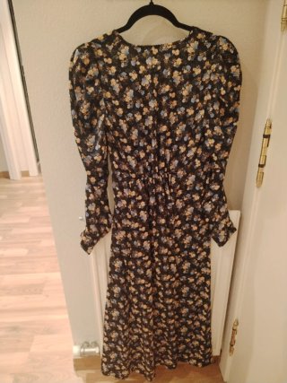 Vestido floral Mango Talla XS