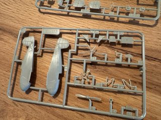 Maqueta Heller Bücker BU 133 Jungmeister