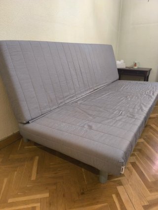 Sofá cama Ikea NYHAMN 3 plazas gris/beige