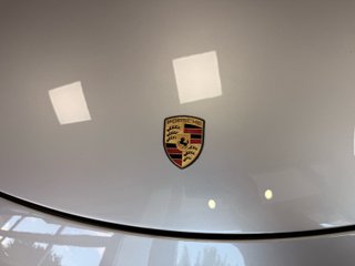 Porsche Cayman 2.7