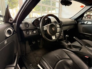 Porsche Cayman 2.7