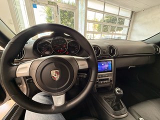 Porsche Cayman 2.7