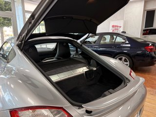 Porsche Cayman 2.7