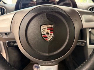 Porsche Cayman 2.7