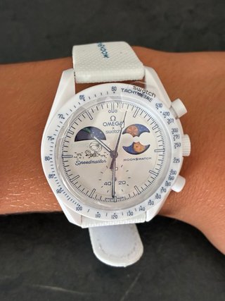 Omega x Swatch Moonshine Gold White